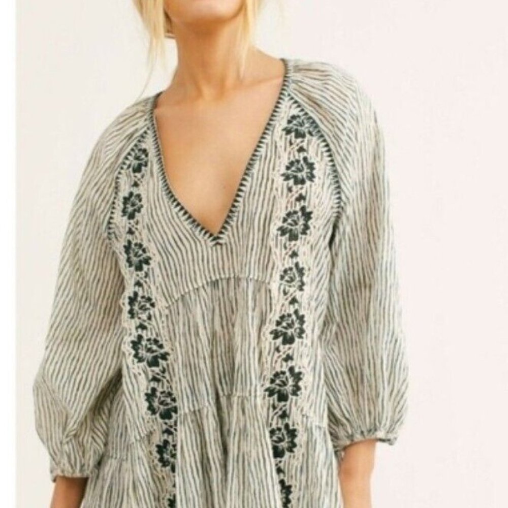 Free People Another Special Day Boho Embroidered Tunic Size MEDIUM